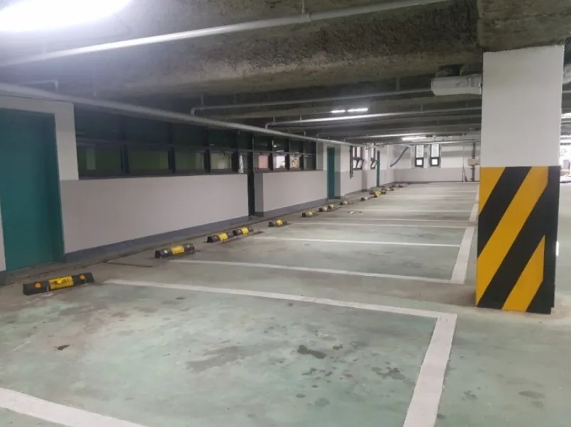 Yeocheon Government Office Underground Parking Lot - Before
